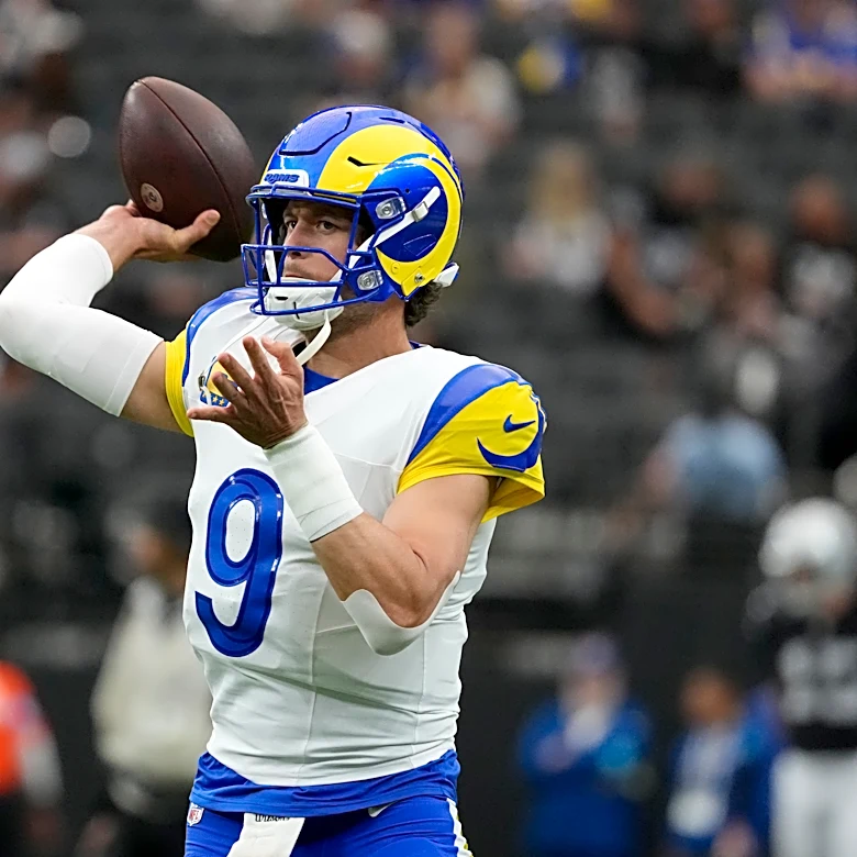 Matthew Stafford breaks Rams franchise record for touchdown passes