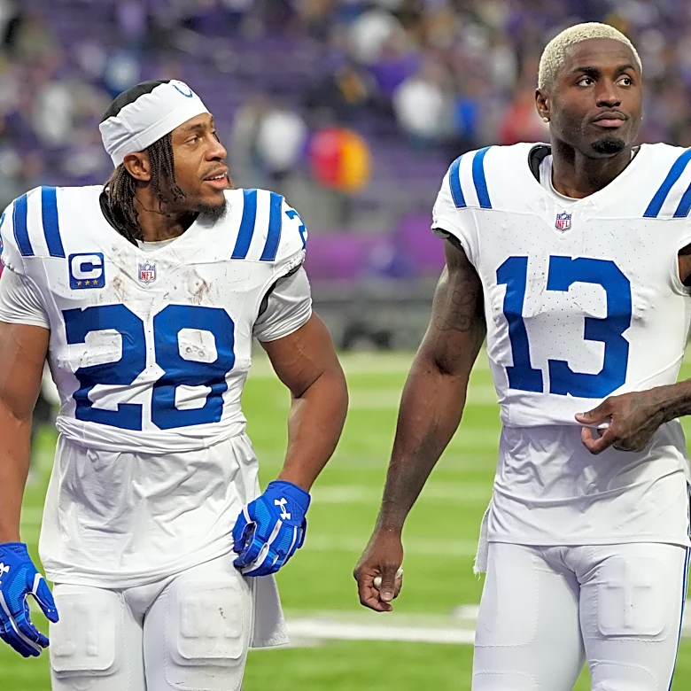 Jonathan Taylor and struggling Colts try to tune out trade deadline noise after another loss