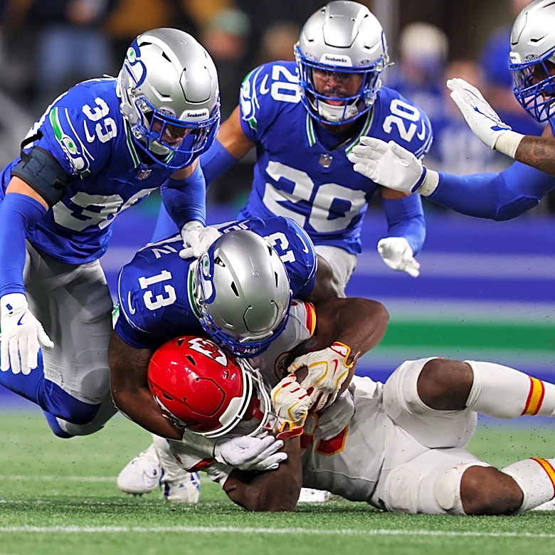 Chiefs running back Kenneth Walker struggles against Seahawks in Seattle return