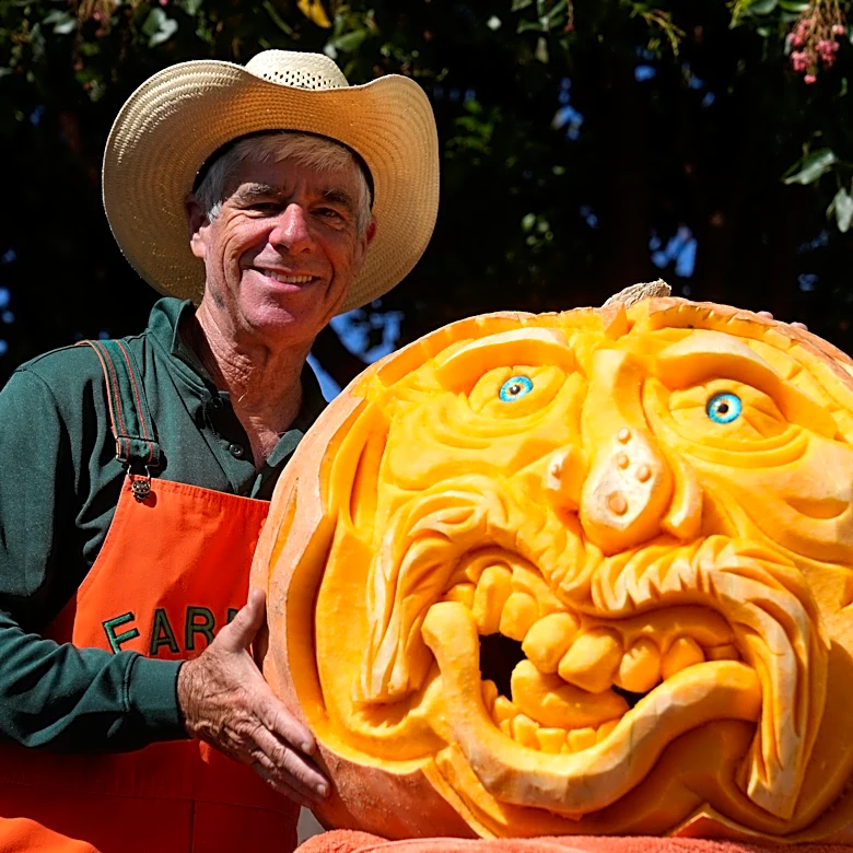 'Picasso of Pumpkin Carvers' brings artistry to a Halloween tradition