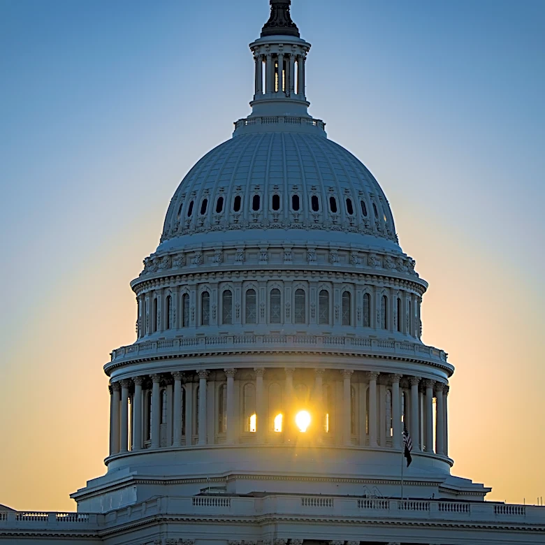 Illinois man charged with mailing white powder to members of Congress