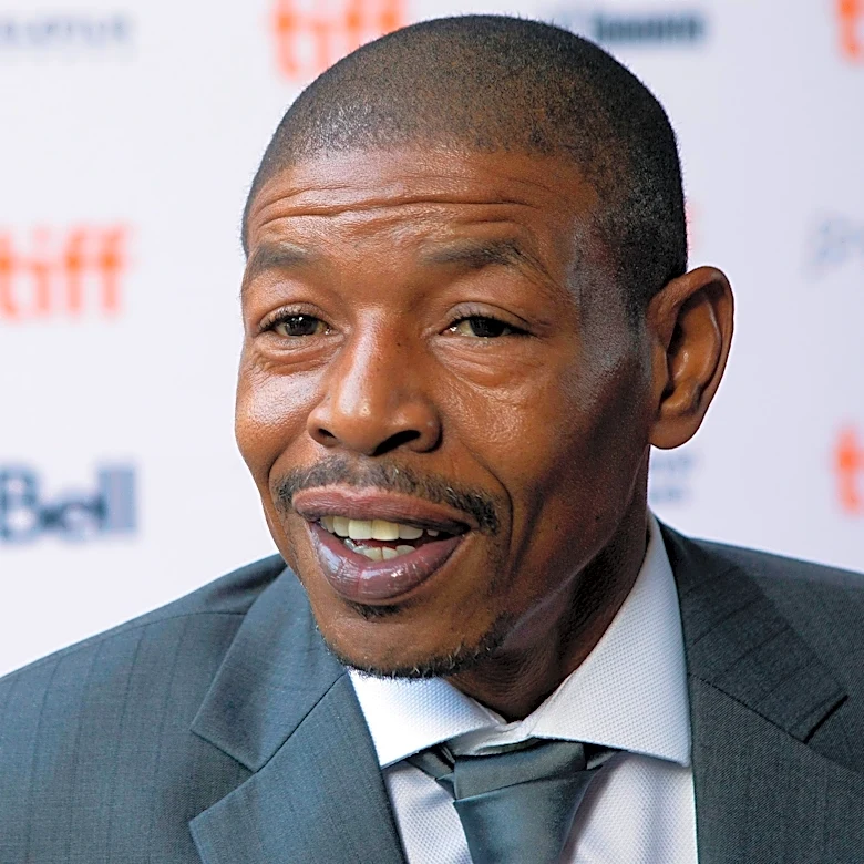 Muggsy Bogues' No. 1 jersey to be retired by Charlotte Hornets in February