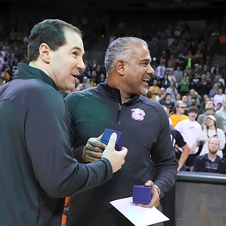 Baylor goes into Scott Drew's 24th season with 2 wins over top-3 teams before opener