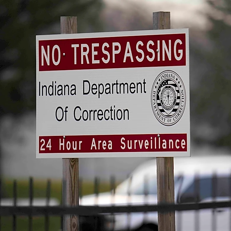 Indiana governor is urged to let death sentence proceed against man who killed 2 kids in fire