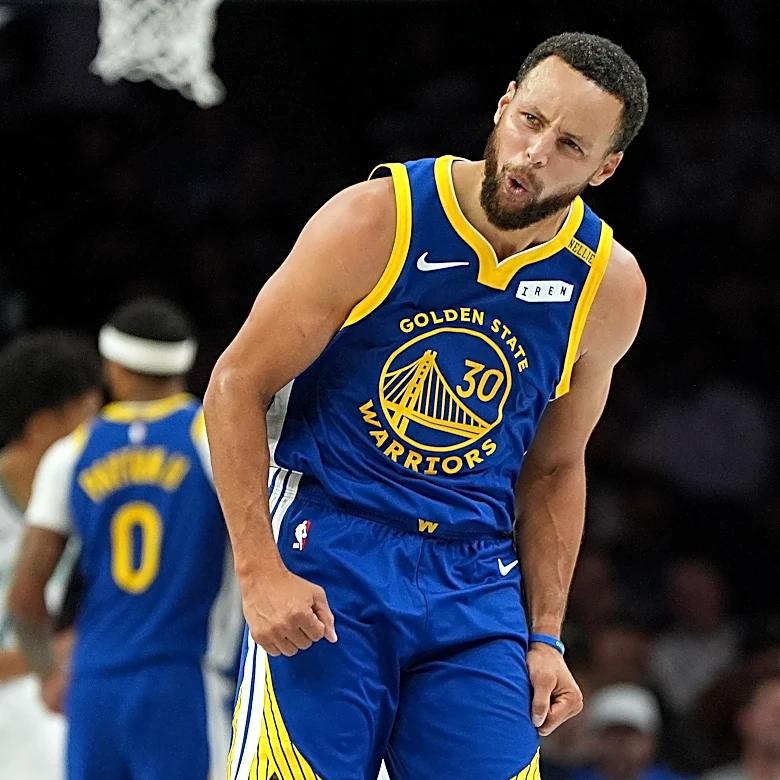 Curry scores 44 points as the Warriors hold on to beat the Timberwolves 119-114