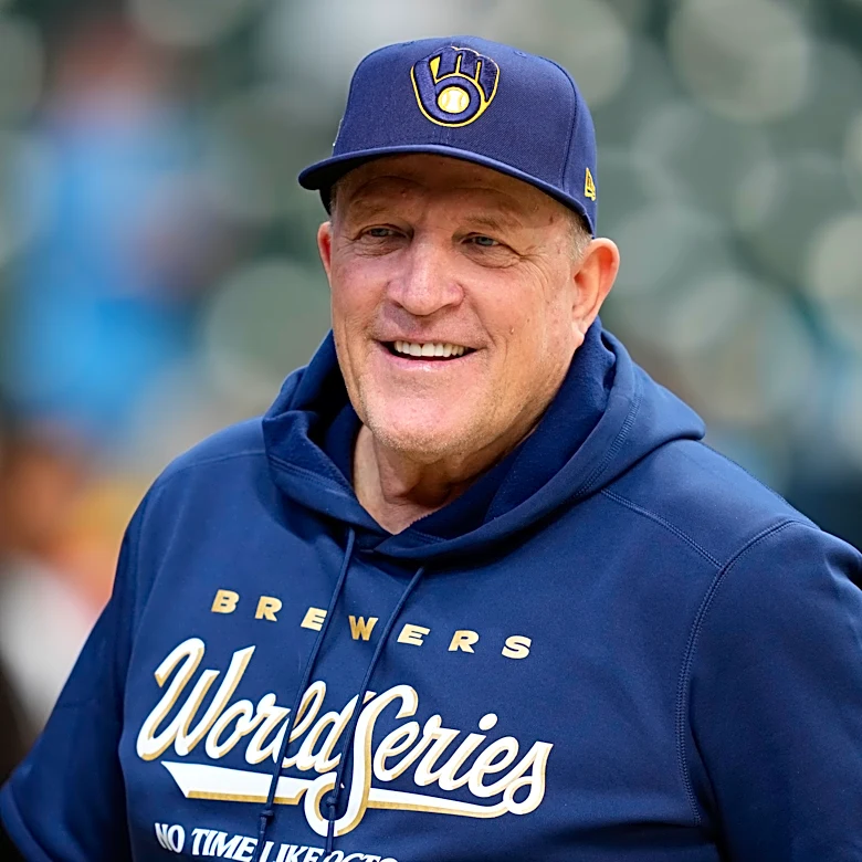 Charming, cantankerous Pat Murphy at age 67 leads Brewers to first World Series title