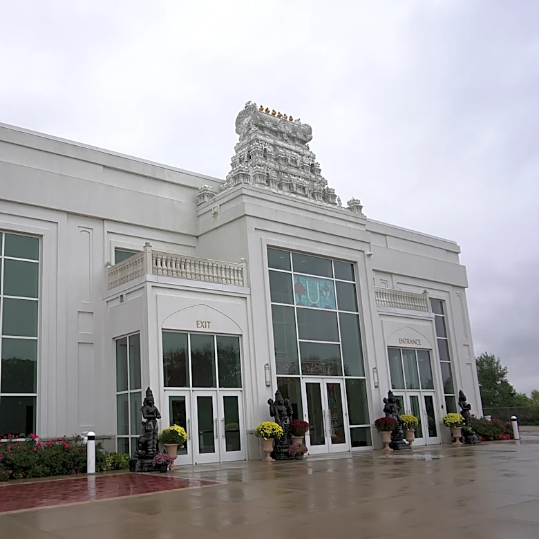 Chicago-area Hindu community shaken but resilient after alleged mass shooting plan was thwarted