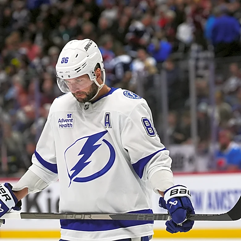 Nikita Kucherov tells Lightning he won't re-sign and asks for a trade, AP source says
