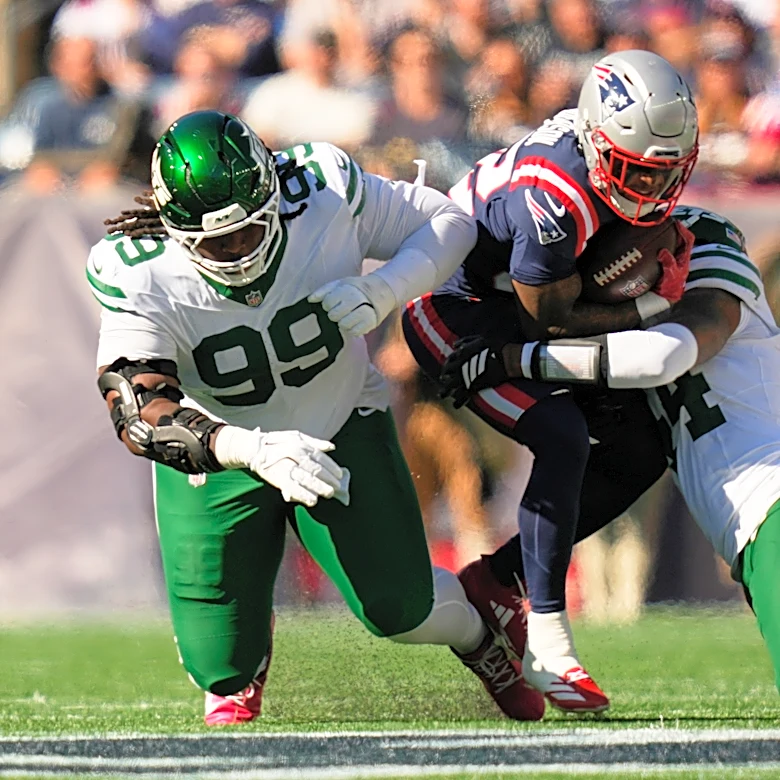 Jets place DT T'Vondre Sweat on injured reserve with a knee injury