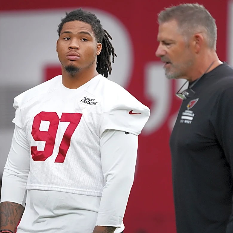 Arizona Cardinals DT Walter Nolen leaves field with injury