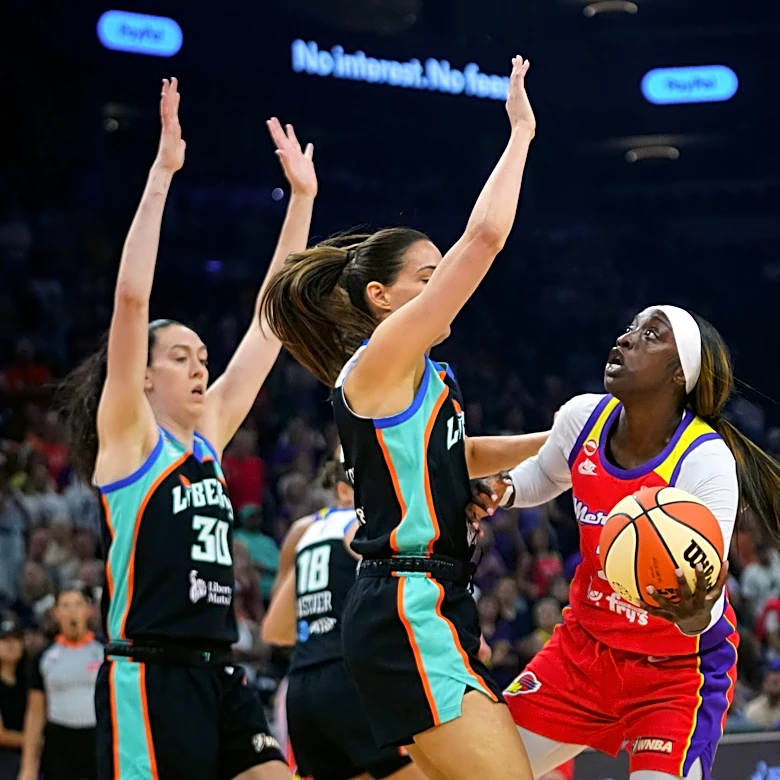 Phoenix Mercury fumble chance to boost playoff hopes, fall to Liberty