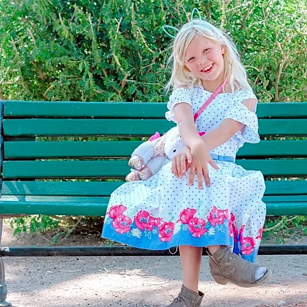 DCS failed Rebekah Baptiste, leading to AZ girl's death, suit argues
