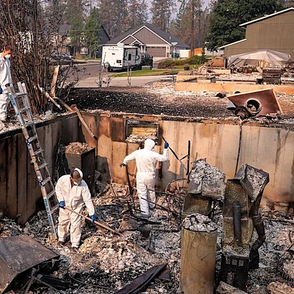 Arson suspect in Washington wildfire previously killed his father in Arizona