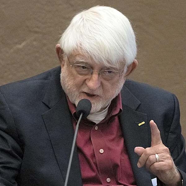 Littlefield exits Scottsdale council race, leaving allies to fight on