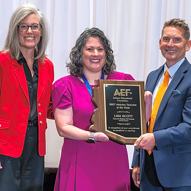 Students helped Arizona Teacher of the Year accept her new reality