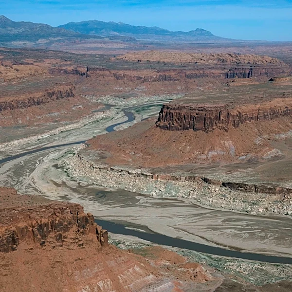 As Colorado River shrinks, Phoenix considers raising water rates