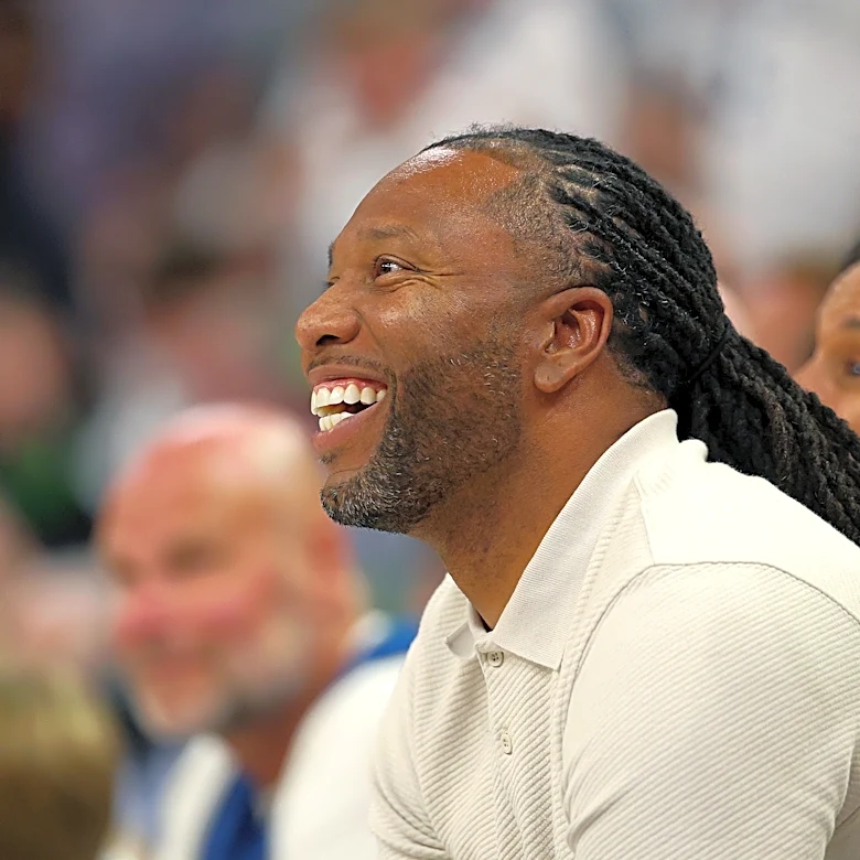 Fitzgerald to enter Cardinals' Ring of Honor, No. 11 jersey retired