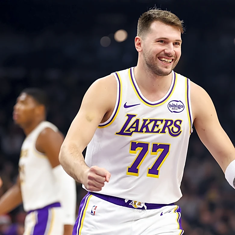 Lakers sold for record $12.5 billion. Here's who's buying them