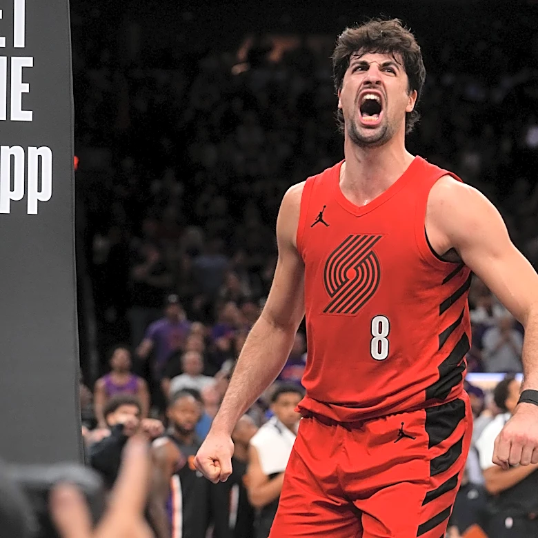 ESPN predicts Suns a play-in team again. Blazers suffer key injury