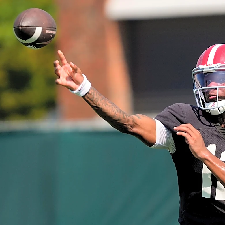 Alabama vs East Carolina picks, predictions, odds for Week 1 game