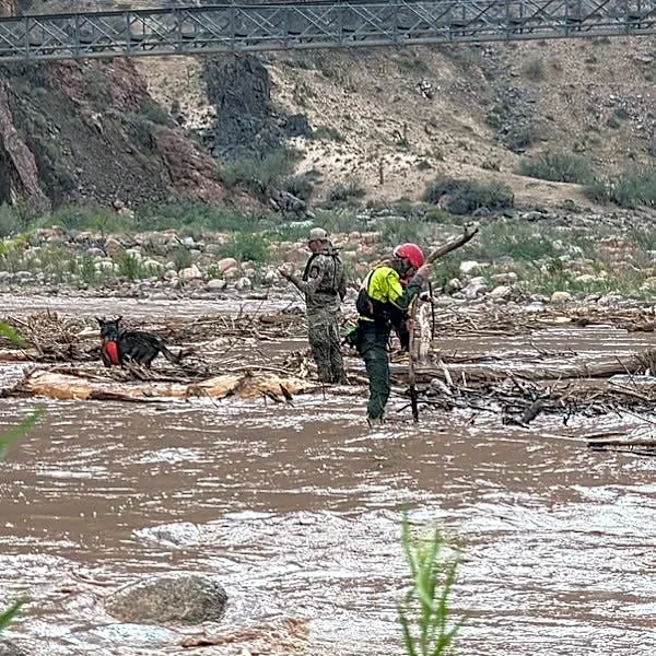 Grand Canyon slows water loss as search for missing hiker continues
