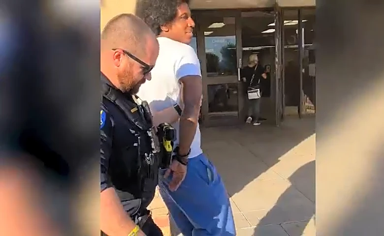 Ex-WSJ reporter detained by Phoenix police settles complaint for $100K