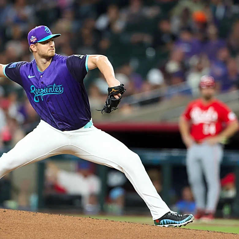 Marlins at Diamondbacks live updates. Jesus Sanchez arrives