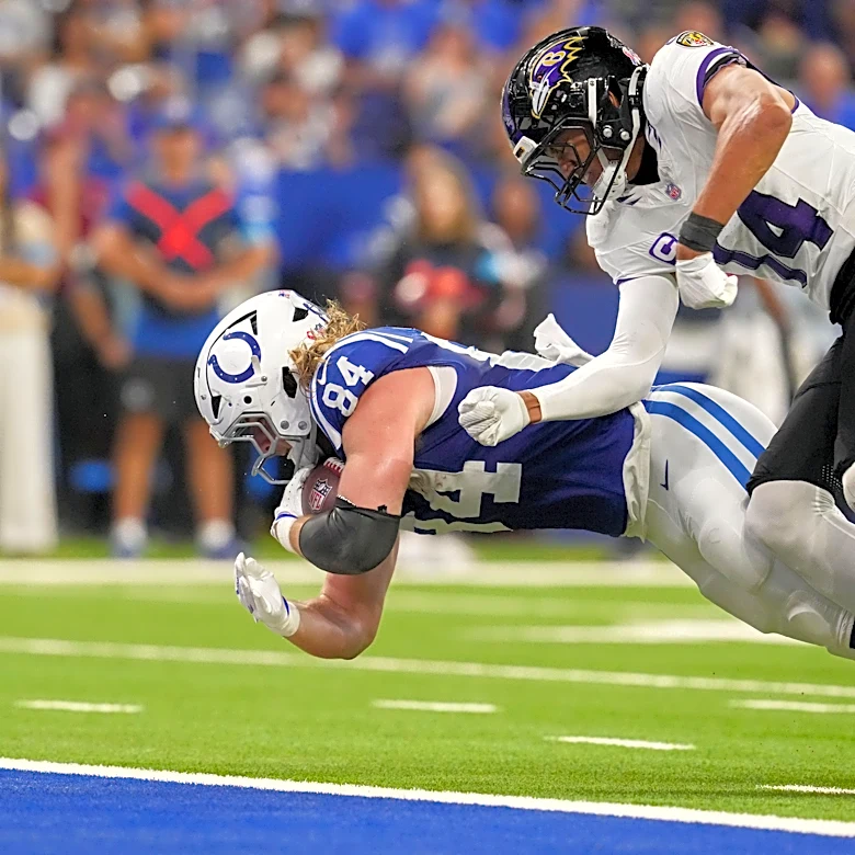 What channel is Sunday Night Football on? Colts vs Chiefs TV, time