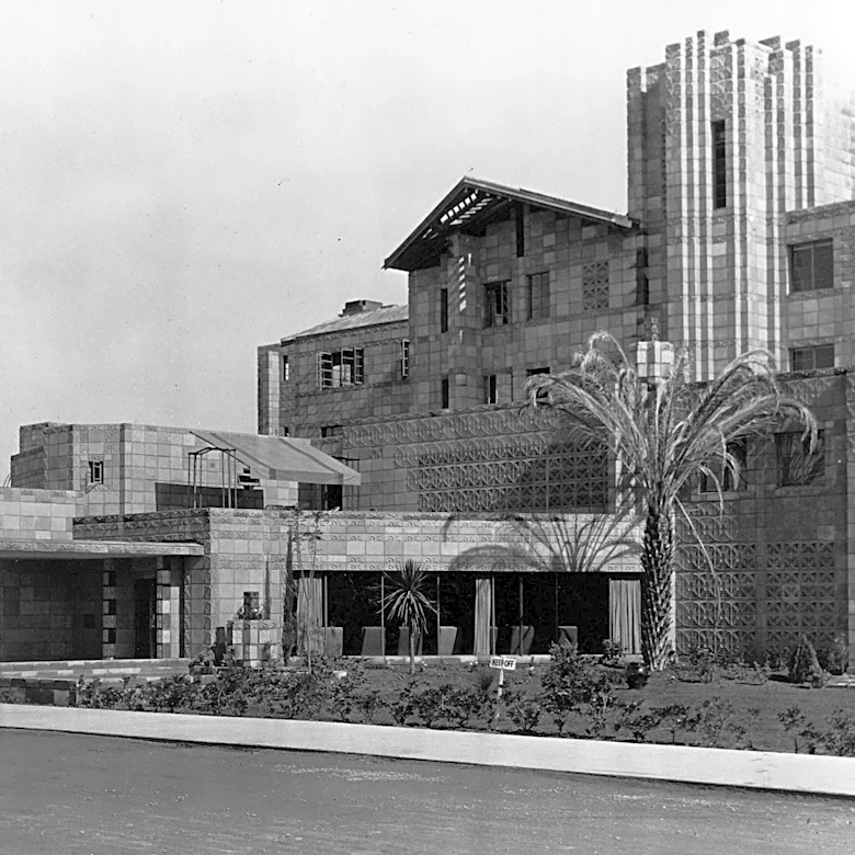 How the Arizona Biltmore became a desert icon