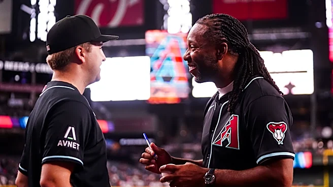 Cardinals icon Fitzgerald throws 1st pitch, talks at Diamondbacks home finale