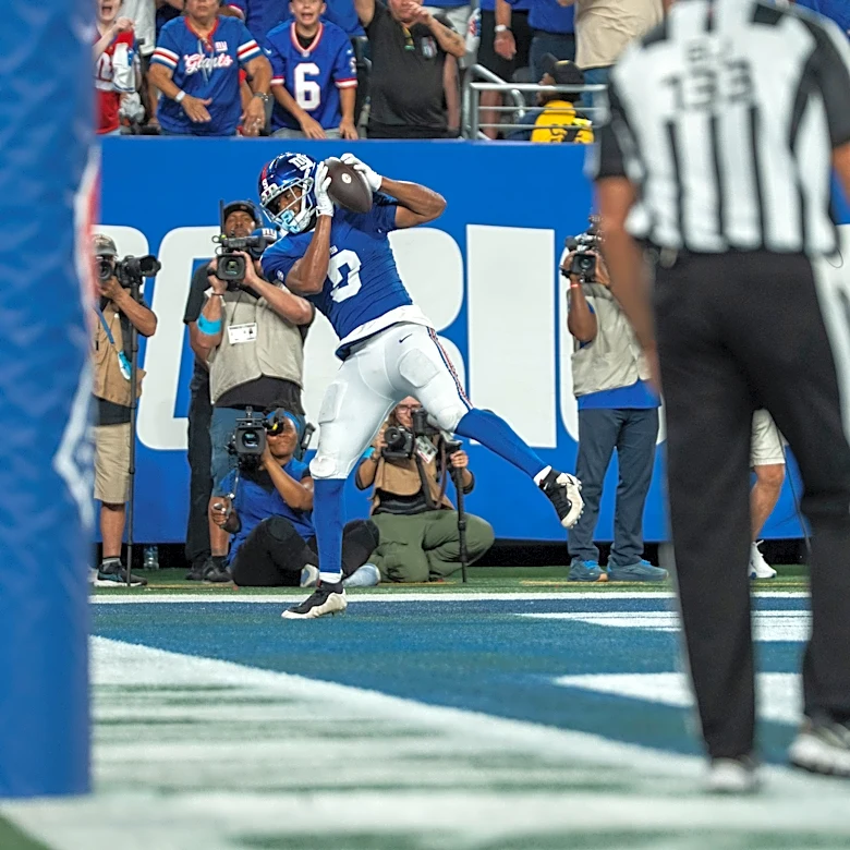 What channel is Monday Night Football on? Giants vs Rams TV, time