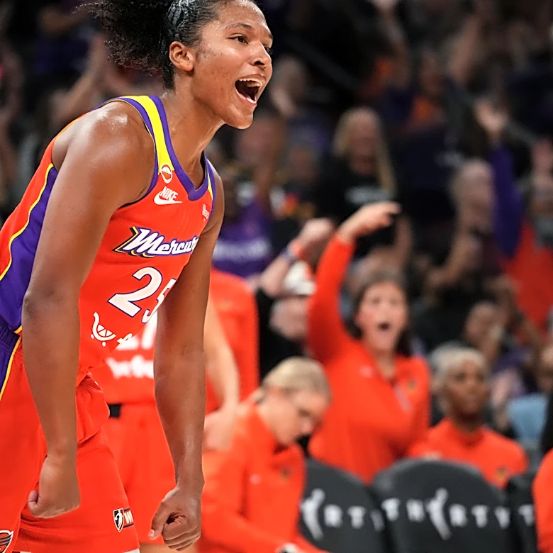 Alyssa Thomas notches triple-double as Mercury defeat Dallas Wings