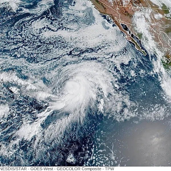 Fall arrives in Arizona, with a strong El Niño — and Hurricane Polo