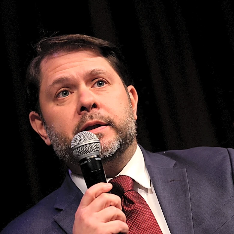 Is Ruben Gallego still viable for president in 2028 despite baggage?