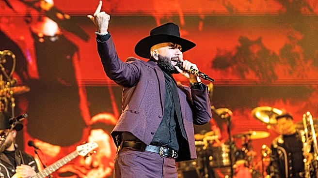 Nobody sat down at Carín León's Phoenix show. Here's why