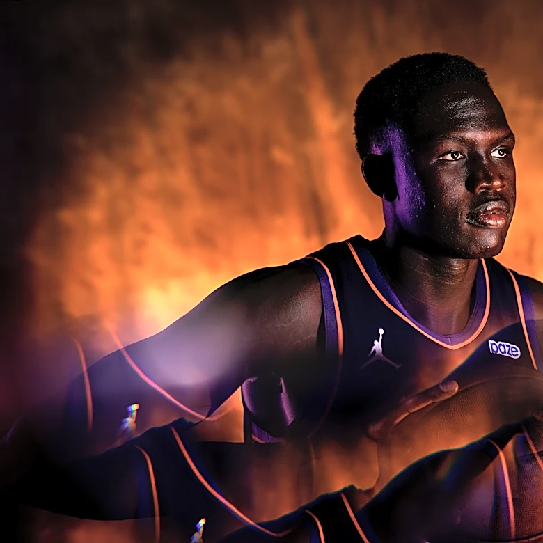How a text led to Suns' Devin Booker, Khaman Maluach summer workouts