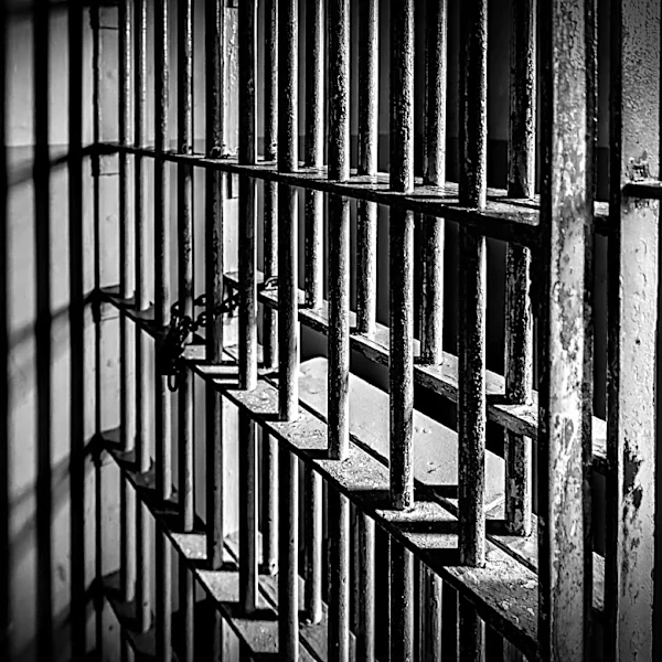 Former Cortez High School teacher accepts plea deal in child sex crime