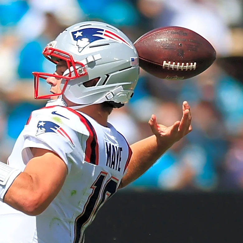 Bills vs Patriots predictions, picks, odds for NFL Week 4 game Sunday