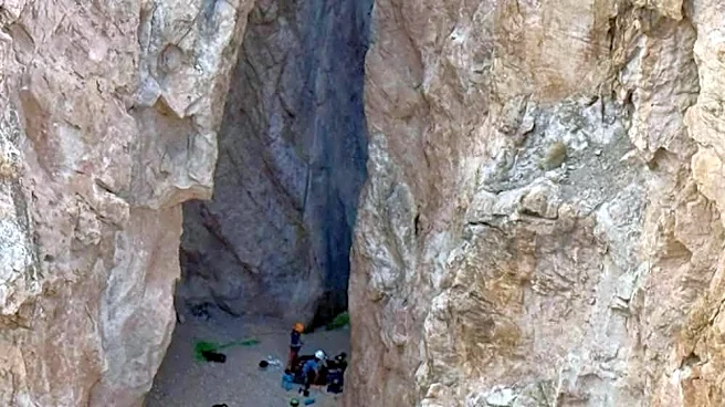 Father critically hurt after 80-foot fall with child in remote Arizona
