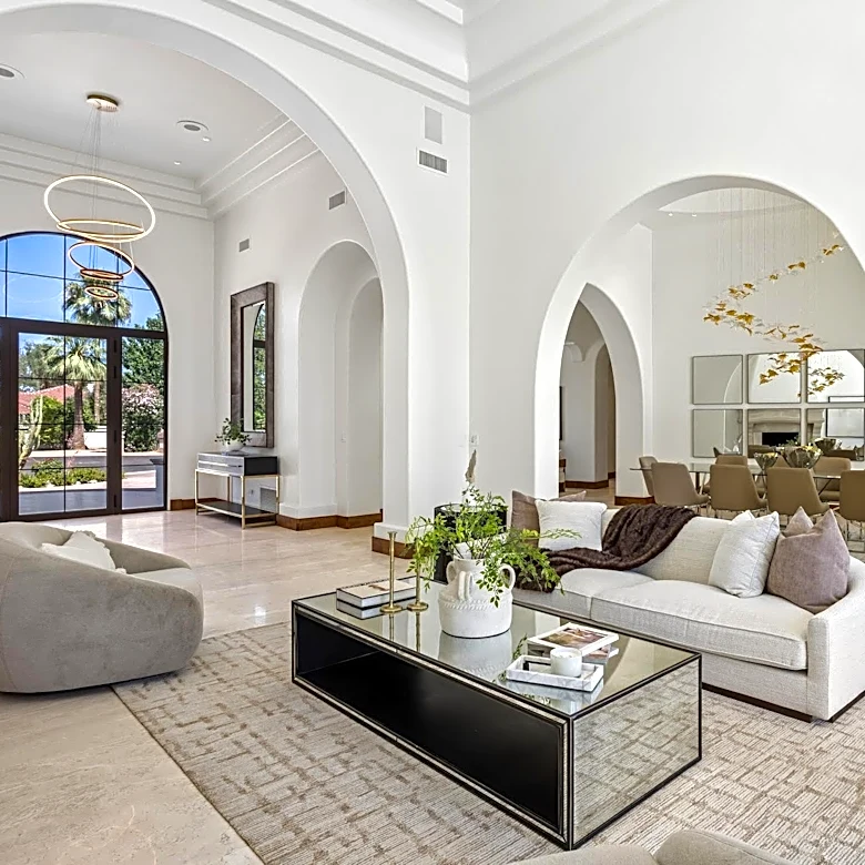 Paradise Valley home marketed as a teardown sells for $5.15M. See it