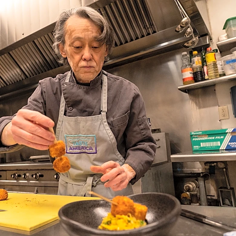 A James Beard-winning Phoenix chef's comeback restaurant has shuttered