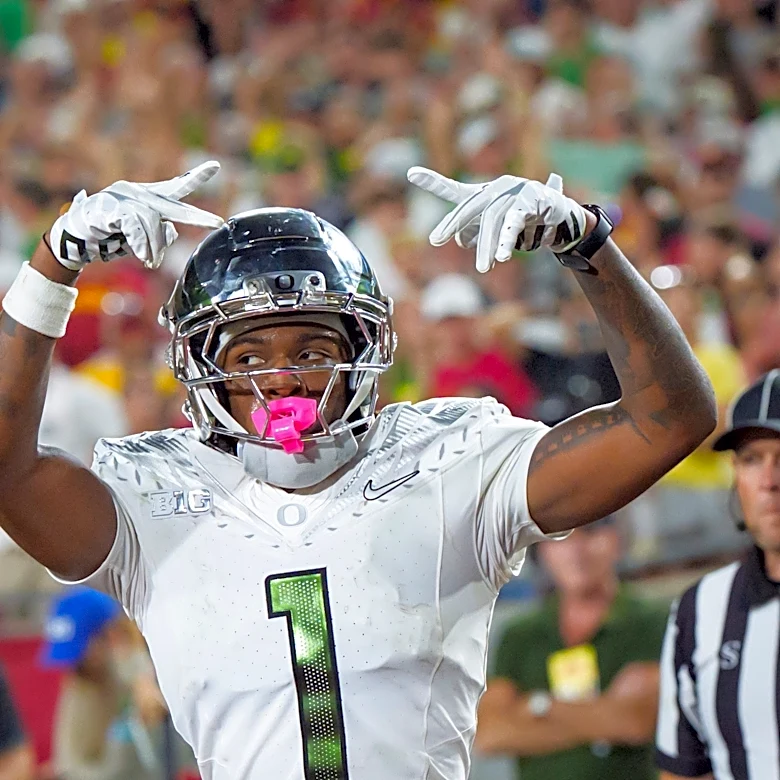 UCLA vs Oregon picks, predictions, odds for Week 6 game Saturday