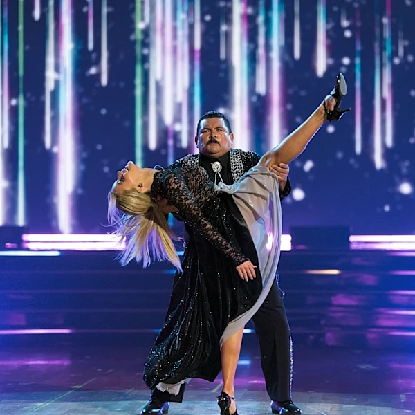 Who went home on 'Dancing with the Stars'? Another shocking elimination
