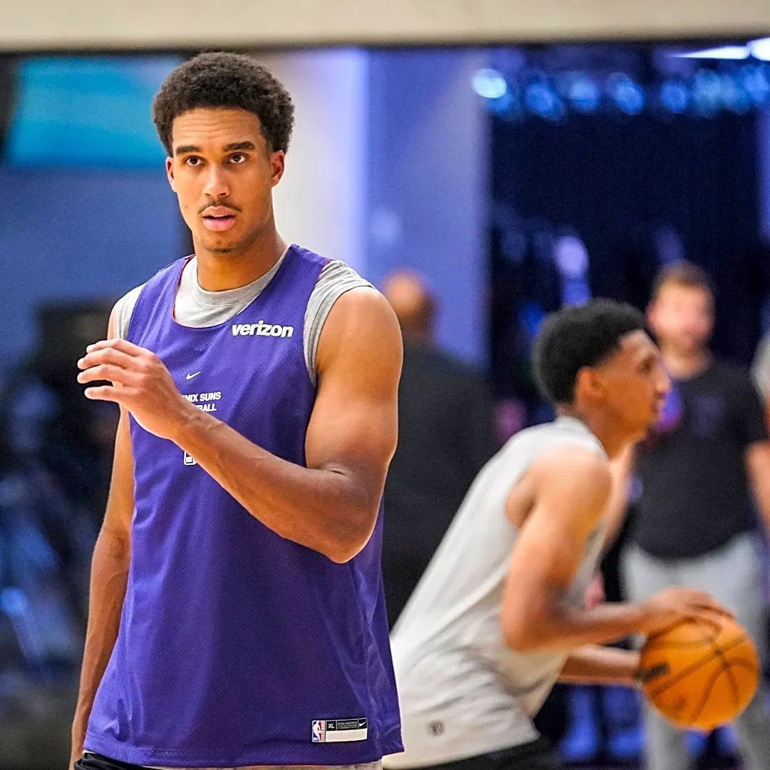 Phoenix Suns have big decision before opener. Who starts at center?