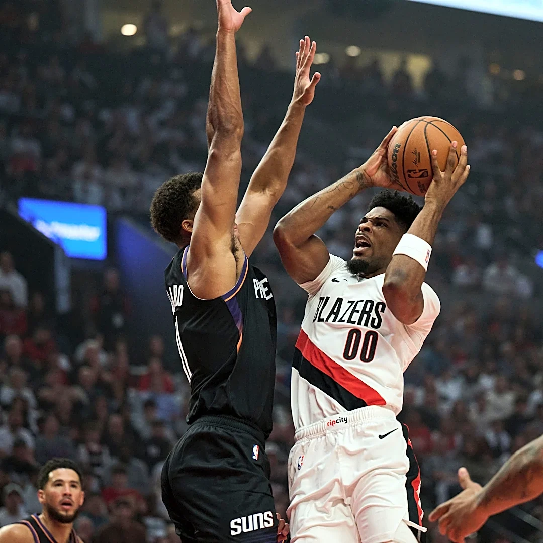 Phoenix Suns big sidelined with injury
