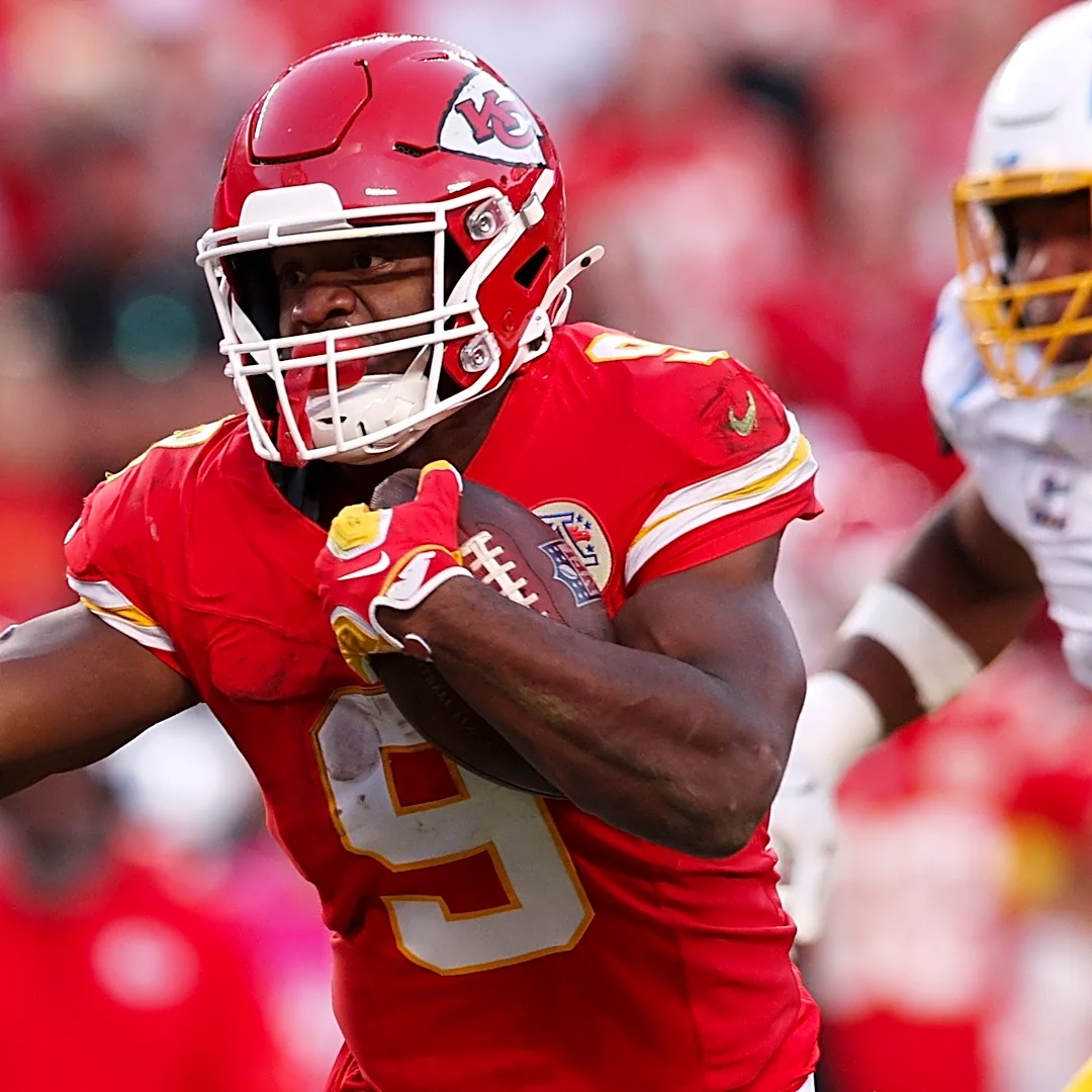 Sunday Night Football predictions, picks, odds, score projections