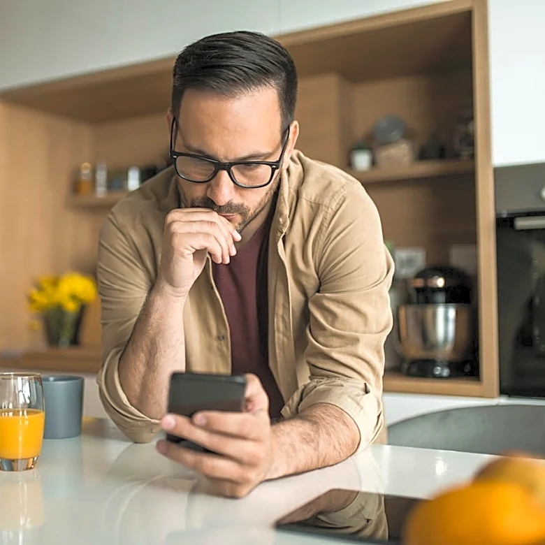 Political text messages ramp up. Here's how to stop them in Arizona