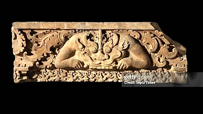 Metropolitan Museum of Art Repatriates Two Khmer Sculptures to Cambodia