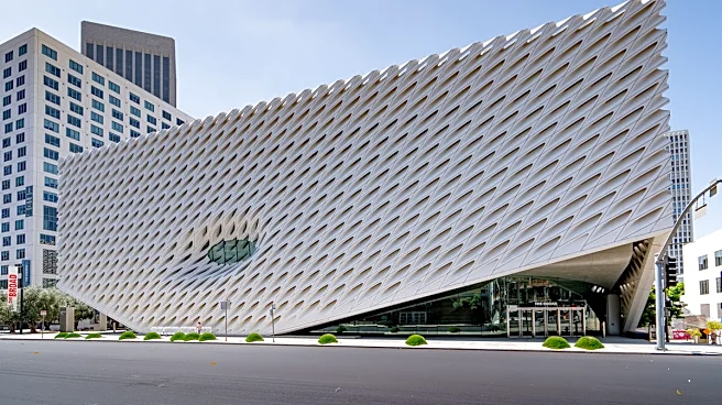 More Pressure on the Smithsonian, Yoko Ono’s “Cut Piece” Revisited at the Broad, and More: Morning Links for July 15, 2026