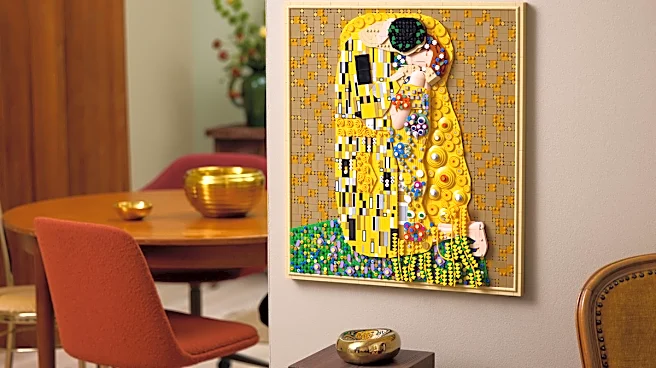 LEGO Partners with Vienna’s Belvedere Museum on 4,000-Piece Set of Klimt’s ‘The Kiss’